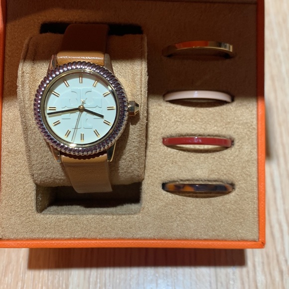 Tory Burch Gigi Goldtone Stainless Steel Watch - Picture 4 of 9